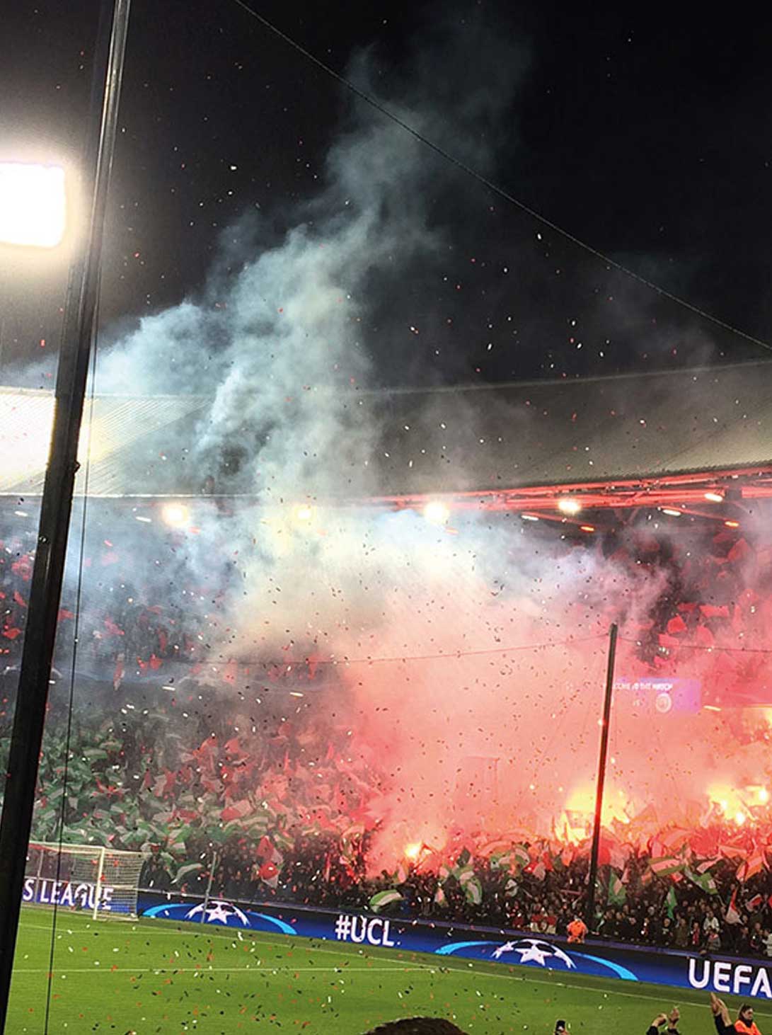 Feyenoord Canvas, Champions League TIFO actie