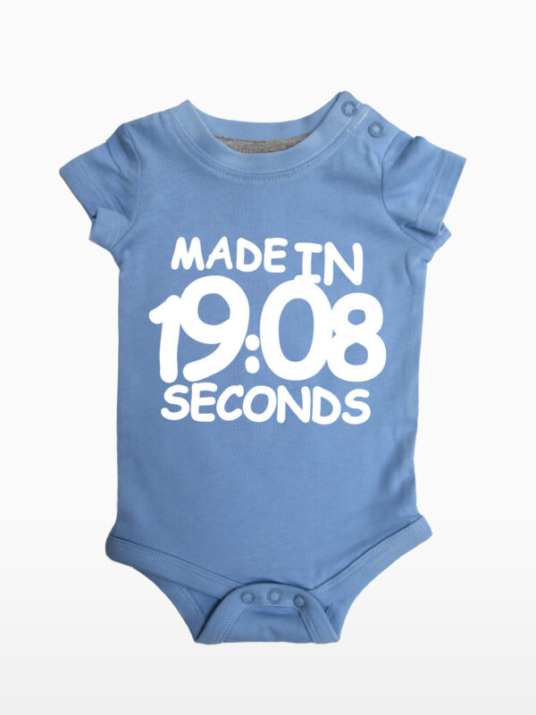 Made in 19:08 seconds Rompertje - Blauw