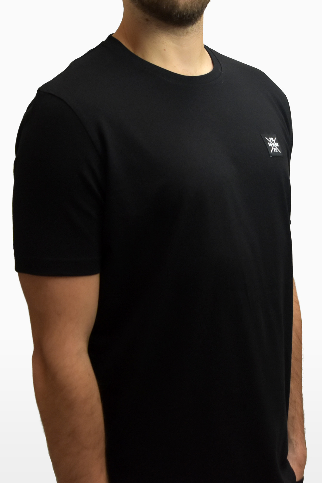 Casual T-Shirt (Kruislogo label) - Zwart